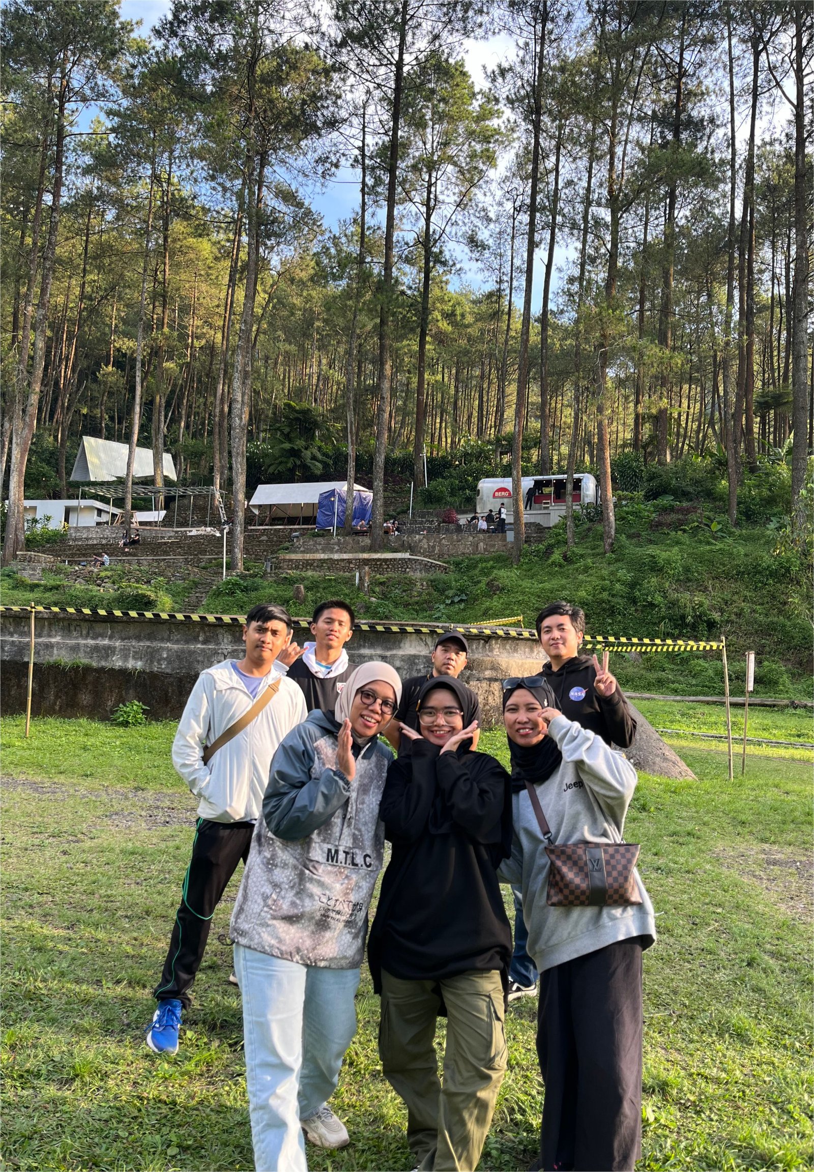 Keluarga Eazyfast 9